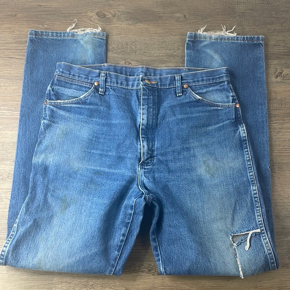 Wrangler Mens Cowboy Cut 13MWZ Distressed Jeans, size 38x36